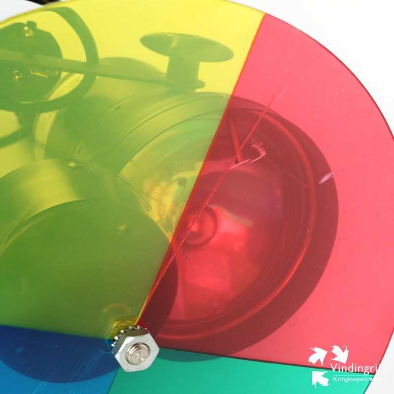 IMG_1443 discoverlichting lamp par36 pinspot spot draaischijf kleuren discobol lamp