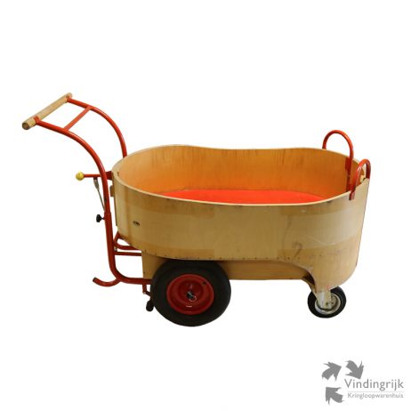 houten bolderkar kindercabrio hout duwen kinderen vervoer kleuters duwkar Dijk Toys veilig