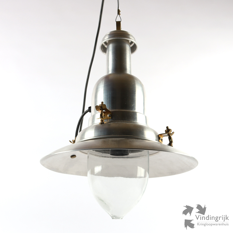 IMG_0164 industriële metalen hanglamp metaal aluminium lamp industrieel metaal fabriek