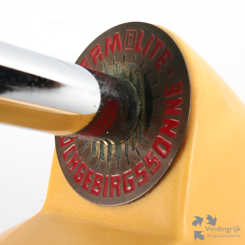 IMG_0059 vintage hoogtezon uv lamp thermolite hochgebirgssonne space age lamp