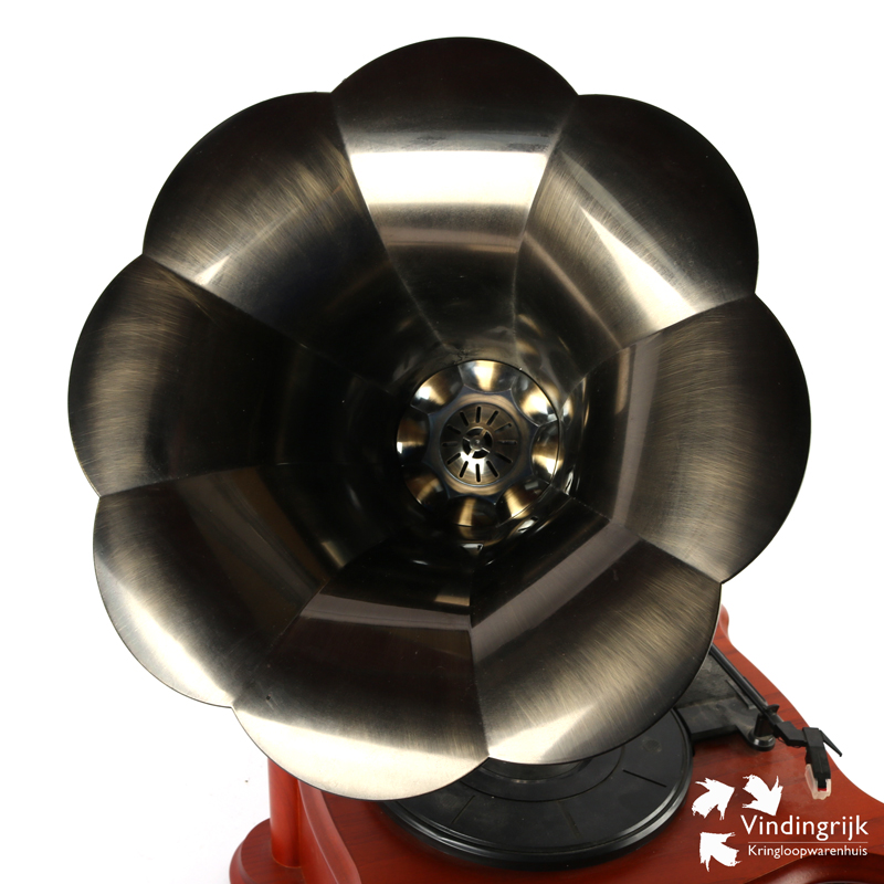 IMG_0501 Ricatech RMC 350 music center hoorn retro platenspeler radio cd speler mp3 SD LP nostalgisch vintage muziek