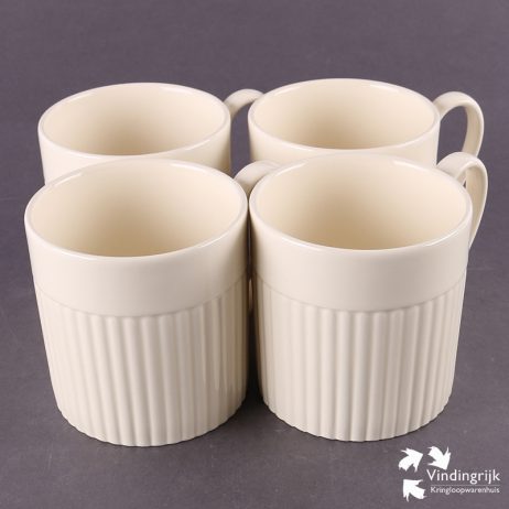 Wedgewood mokken cremekleurig 4 delig