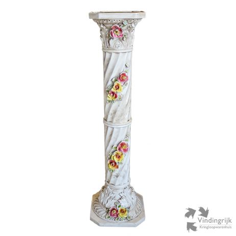 pilaar zuil sokkel keramiek bloemen ornamenten