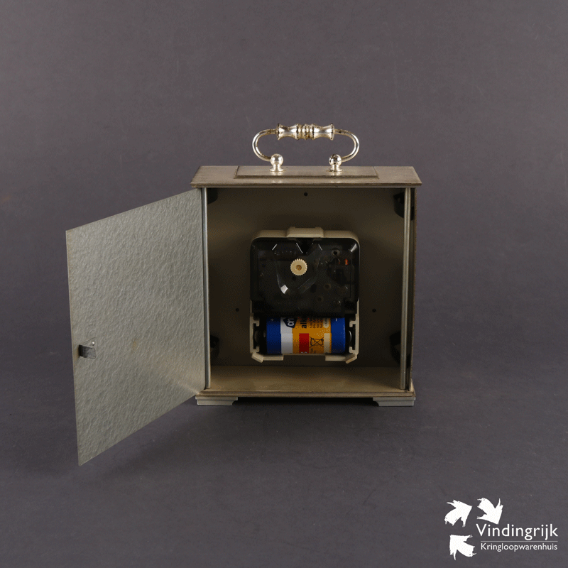 IMG_0919 Junghans klok klokje batterijen batterij metaal zilver