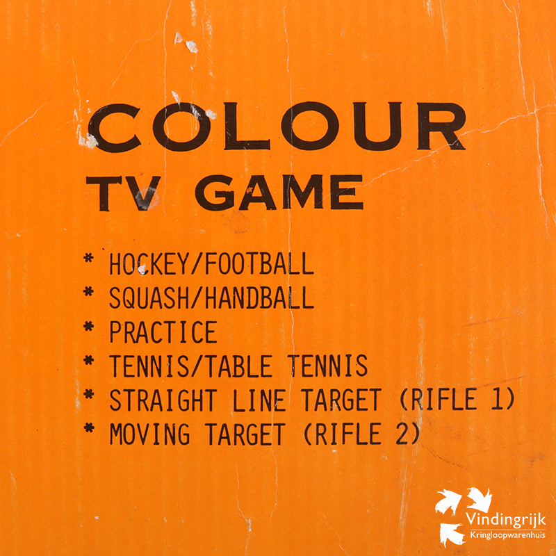 IMG_1569 vintage spelcomputer Norda Colour TV game geweer spelen games spellen