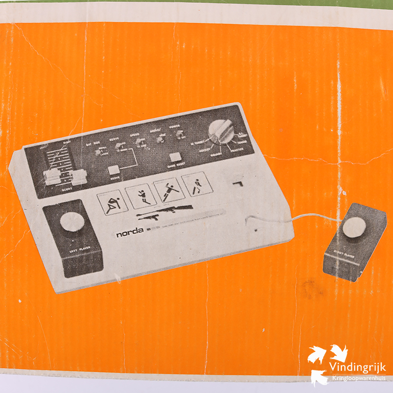 IMG_1570 vintage spelcomputer Norda Colour TV game geweer spelen games spellen