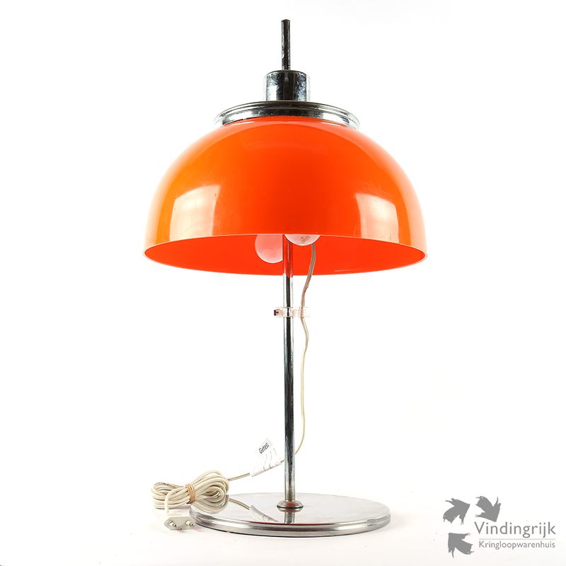 IMG_0859 vintage tafellamp Harvey Guzzini Italië space age lamp oranje verstelbaar