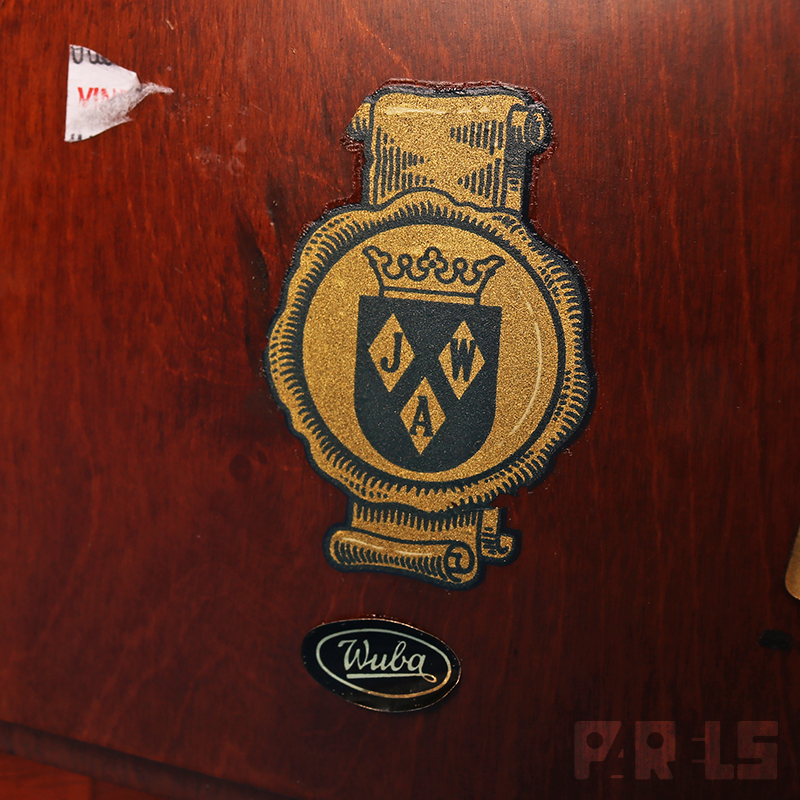 IMG_1861 zeldzaam vintage tafelklokje Wuba Warmink notenhout pendule schouwklok Beidt uw tijd