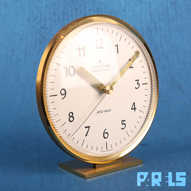 IMG_0755 vintage Junghans Ato-Mat tafelklok Duitsland tijd
