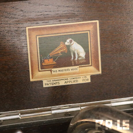 Grammofoon His Masters Voice Model nr. 103 platenspeler bakeliet The Gramophone Company Limited 78 toeren