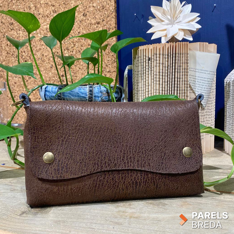 tasje7 Parels workshop leer tasje leder bankstel upcycling hergebruik duurzaam circulair knutselen cursus